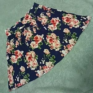 Floral mini-skirt